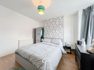 Photo 29- click for photo gallery